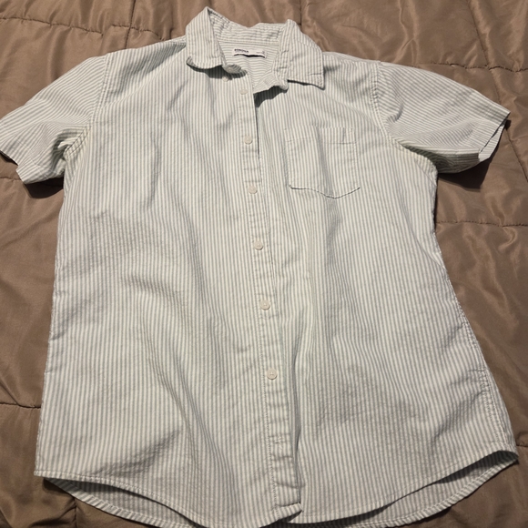Sonoma Mens Button-Down Shirt Trio in Light Blue and Peach - Picture 3 of 5